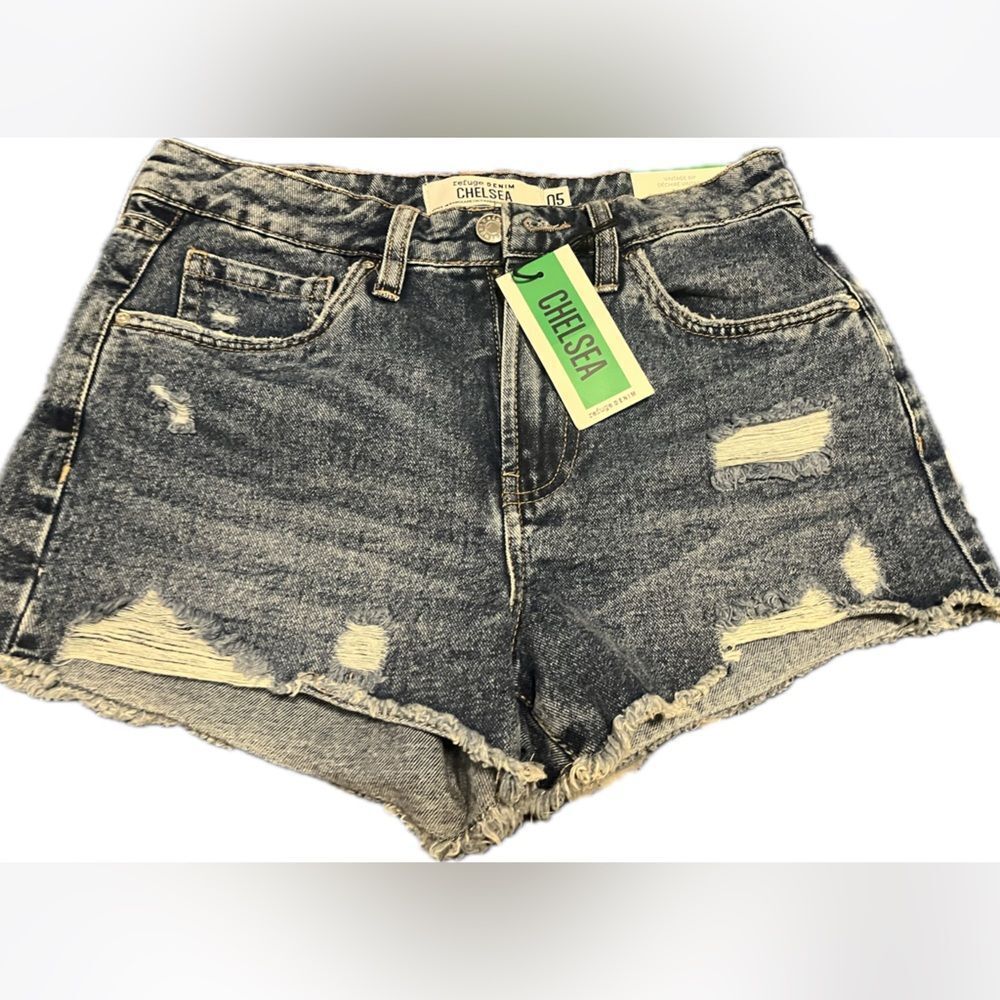 Urban Planet High-Rise Ripped Jean Shorts (Size 5)